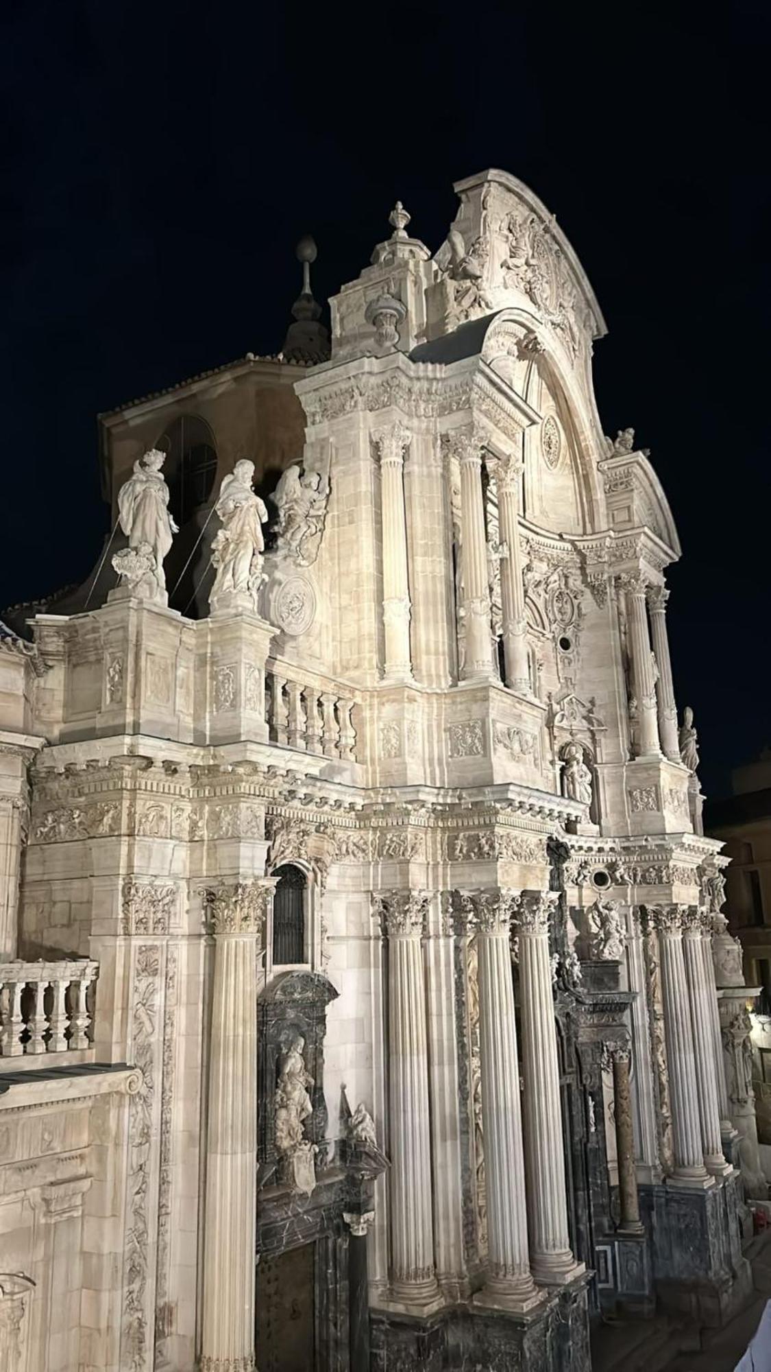 Vista A La Catedral Múrcia Exterior foto